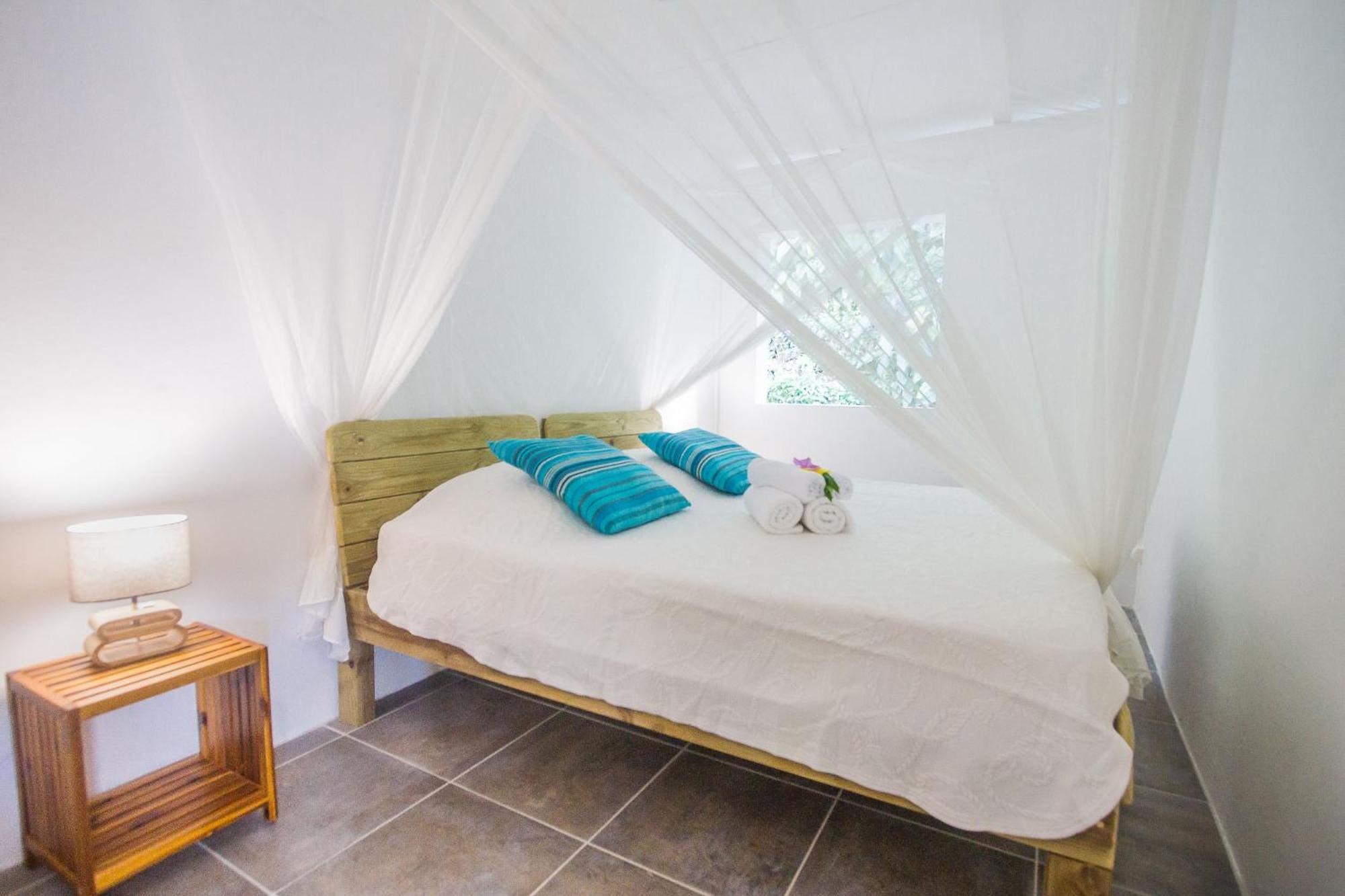 Ecolodges Karet Deshaies Exterior foto