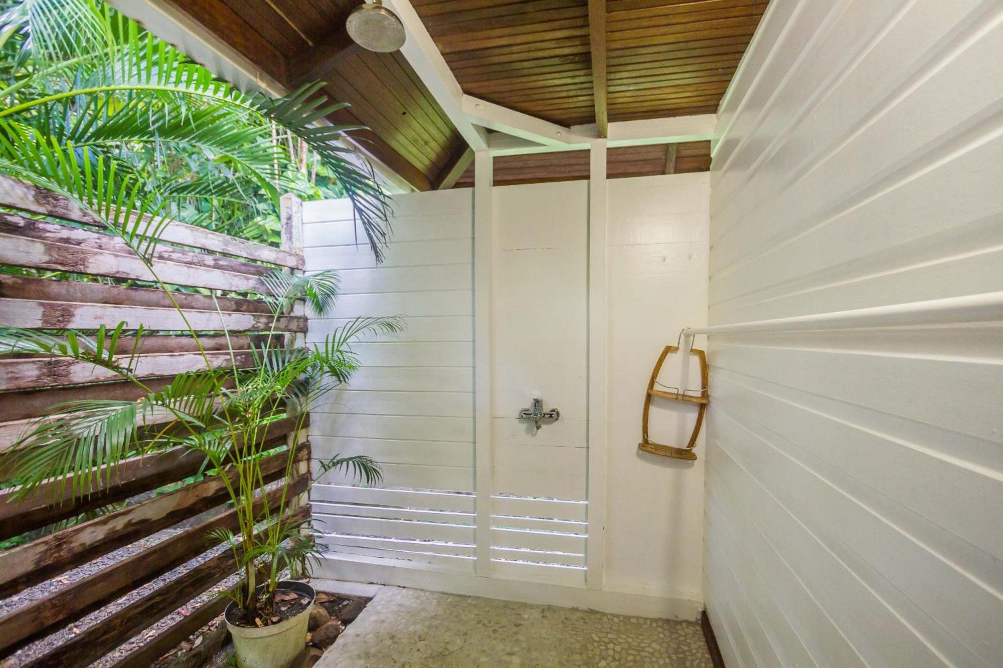 Ecolodges Karet Deshaies Exterior foto